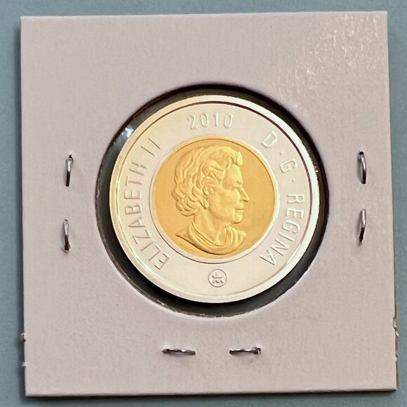 Canada 2010 Extraordinary Set of 3 x $2 Toonies! - Picture 5 of 16